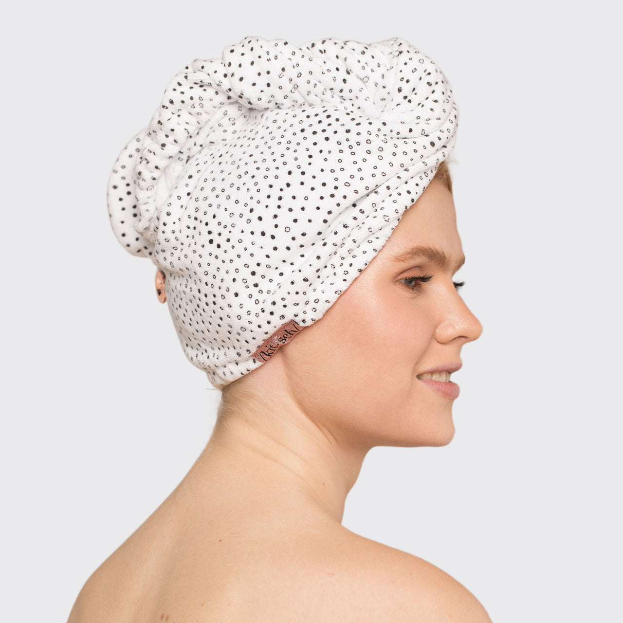 4938-beauty-cleanse-hairTowel-microdot