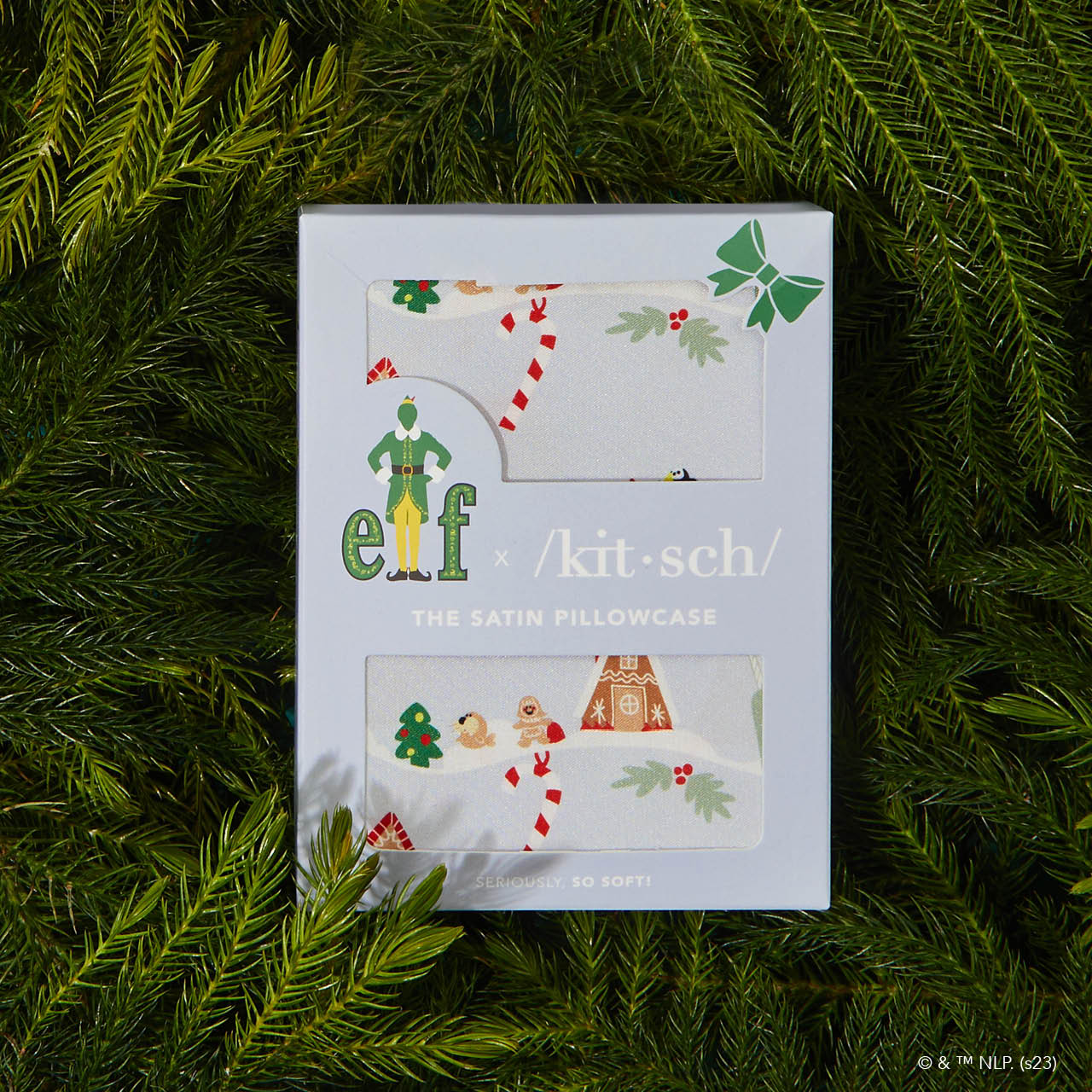 61951-ElfxKitsch-CreativeProductShoot-SatinPillowcase-PeriwinkleChristmas